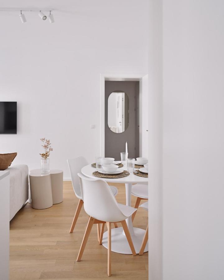Stylish & Modern Apartment - Private Garden & Free Parking Vienna Exterior photo