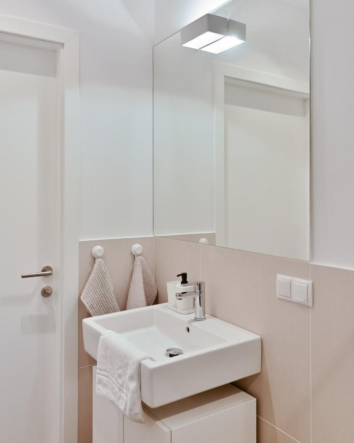 Stylish & Modern Apartment - Private Garden & Free Parking Vienna Exterior photo